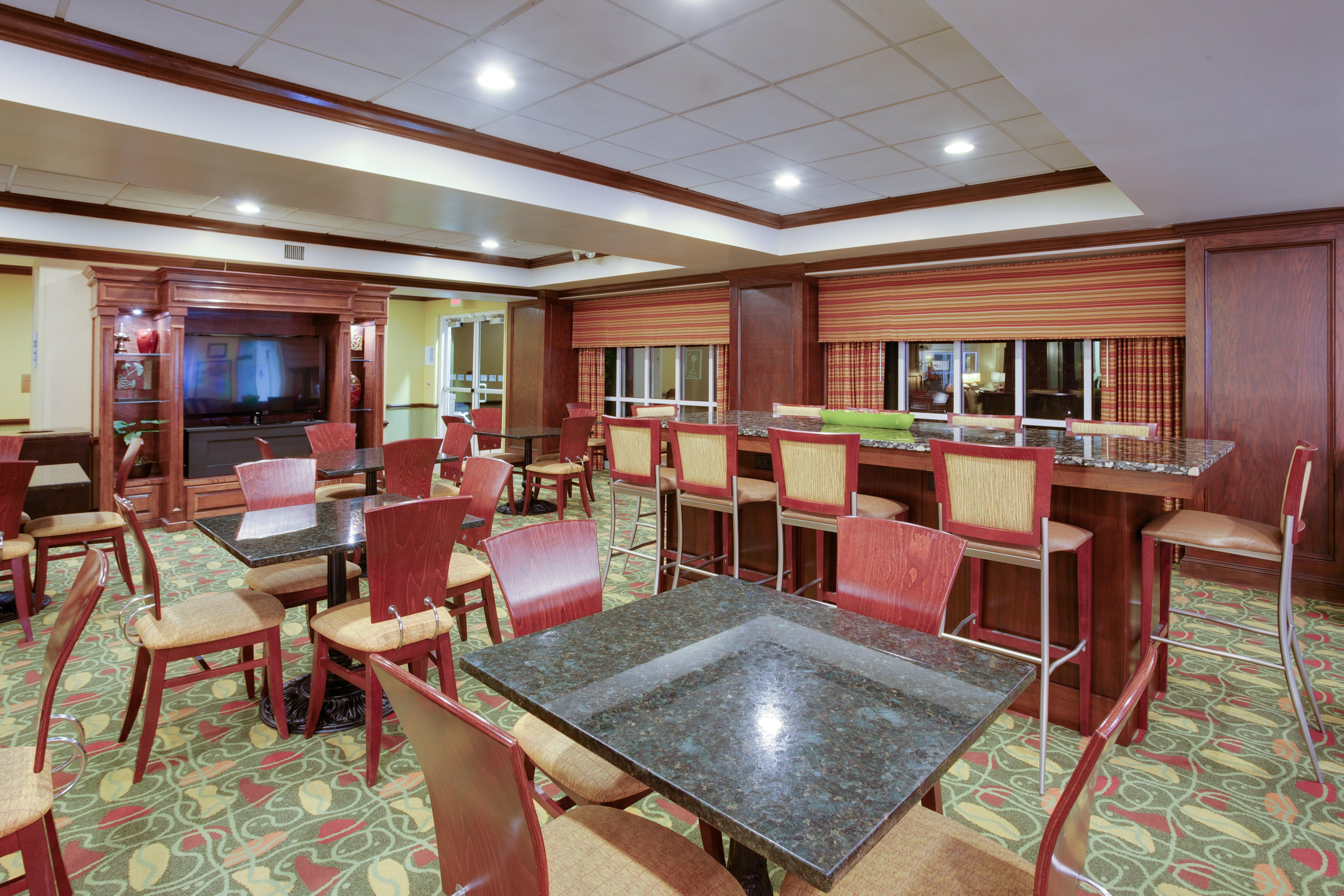 Holiday Inn Express Hotel & Suites Charleston-Ashley Phosphate By Ihg North Charleston Kültér fotó